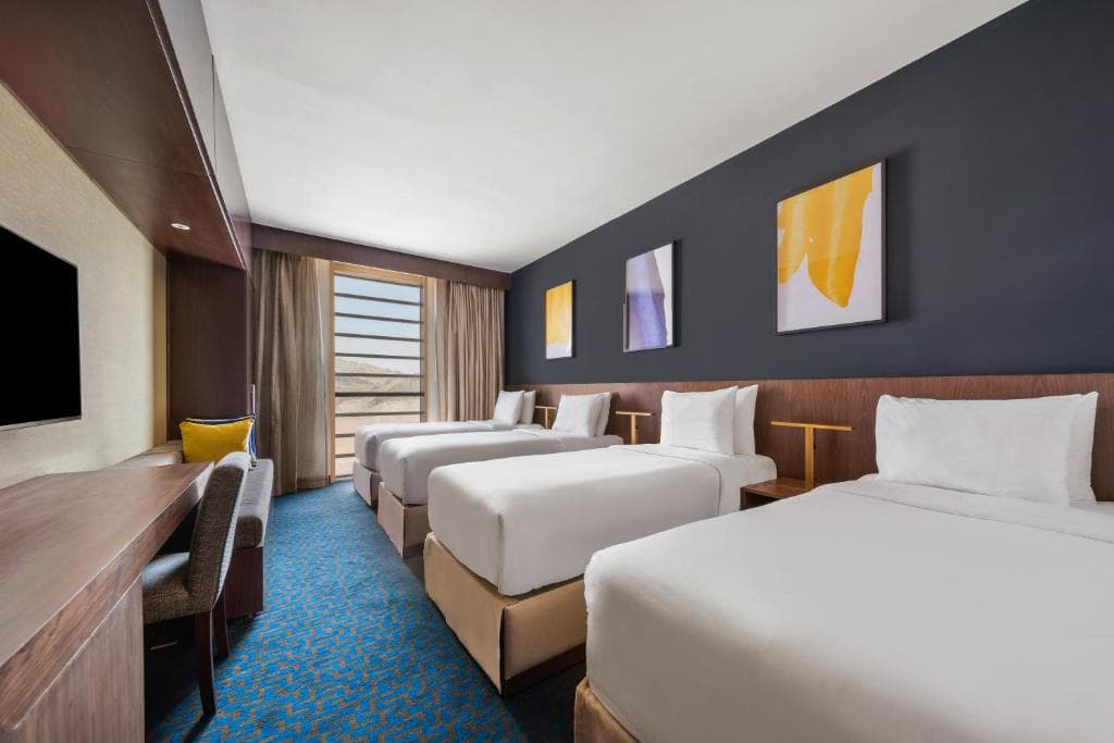 Voco Hotel - Gallery Image 2